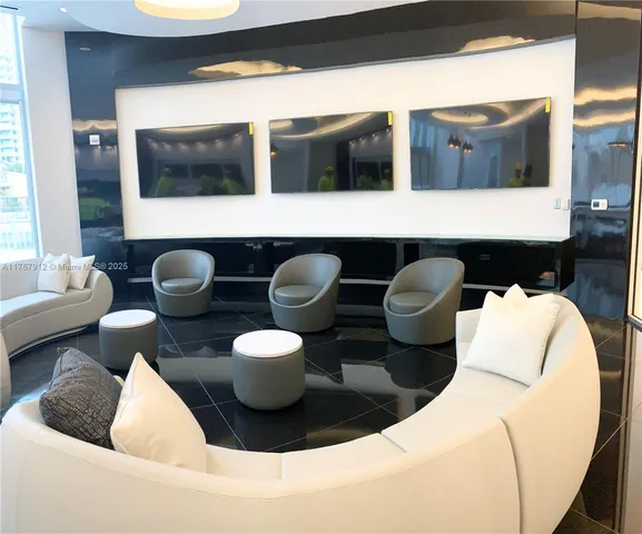 $810,000 | 851 Northeast 1st Avenue, Unit 3905, Miami, FL 33132