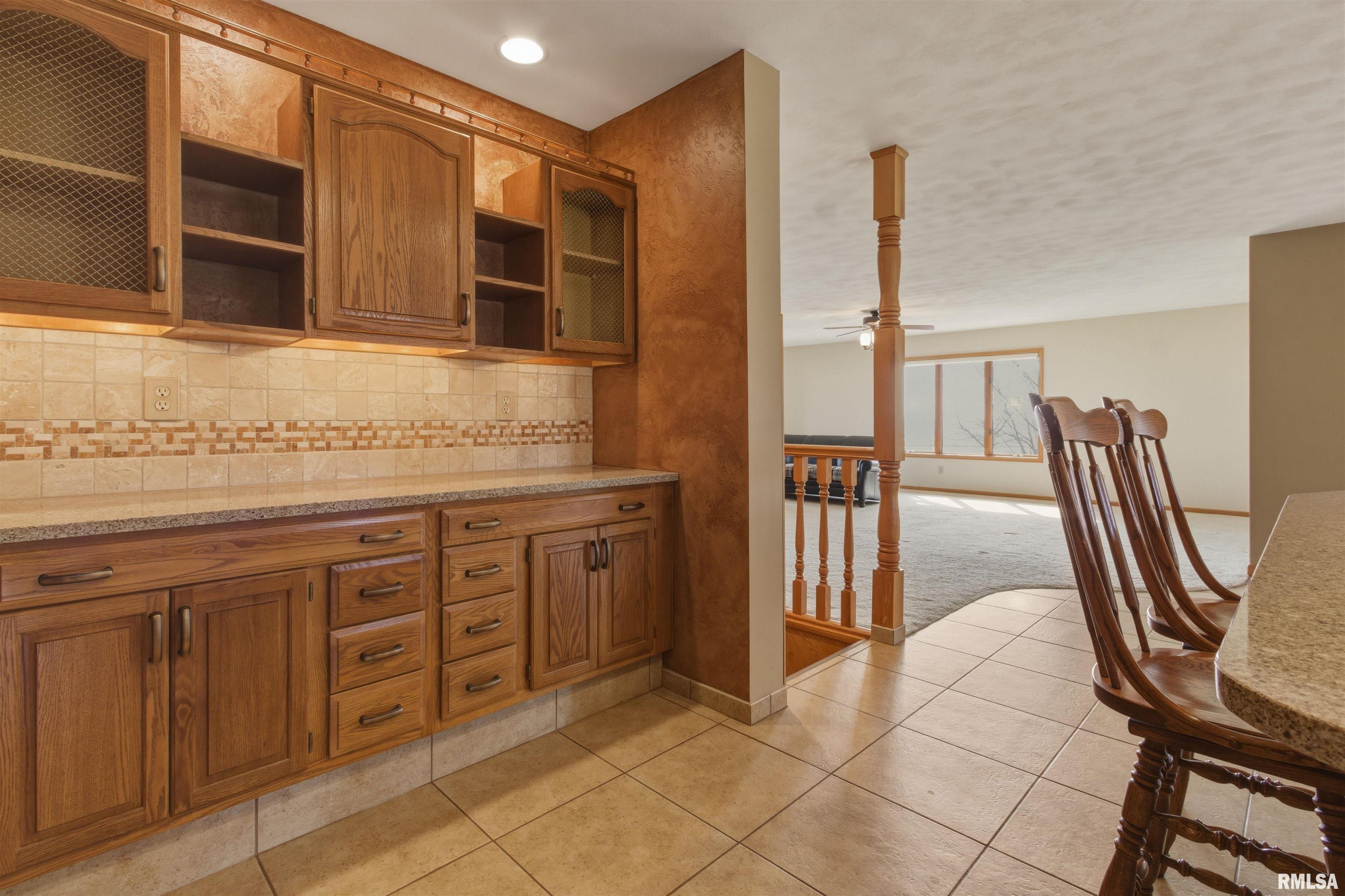 868 East County Highway Table Grove, IL 61482 - Photo 11 of 44