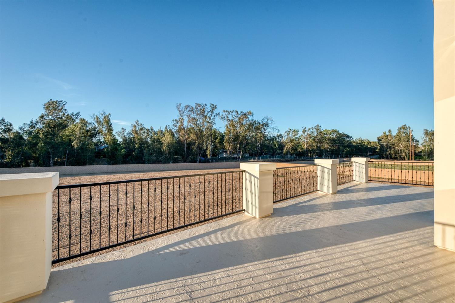 3694 Queens Court Clovis, CA 93619 - Photo 68 of 71