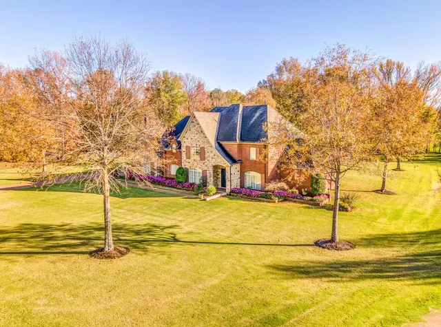 $899,900 | 840 Whitehall Court, Eads, TN 38028