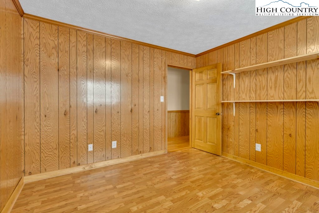 450 Astor Cook Road Blowing Rock, NC 28605 - Photo 13 of 39 a view of an empty room