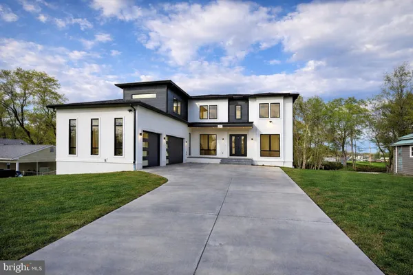 $2,795,000 | 2447 Flint Hill Road, Vienna, VA 22181
