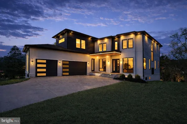 $2,895,000 | 2447 Flint Hill Road, Vienna, VA 22181