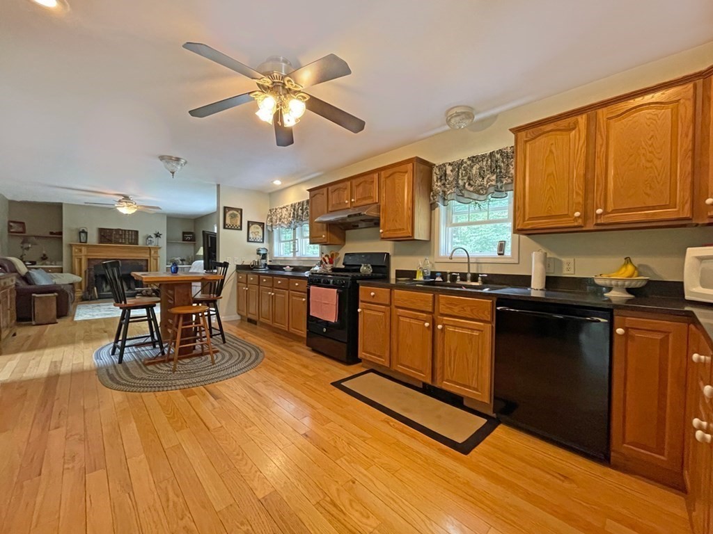 89 Upper Road Deerfield, MA 01342 - Photo 14 of 42 Gallery Image 14