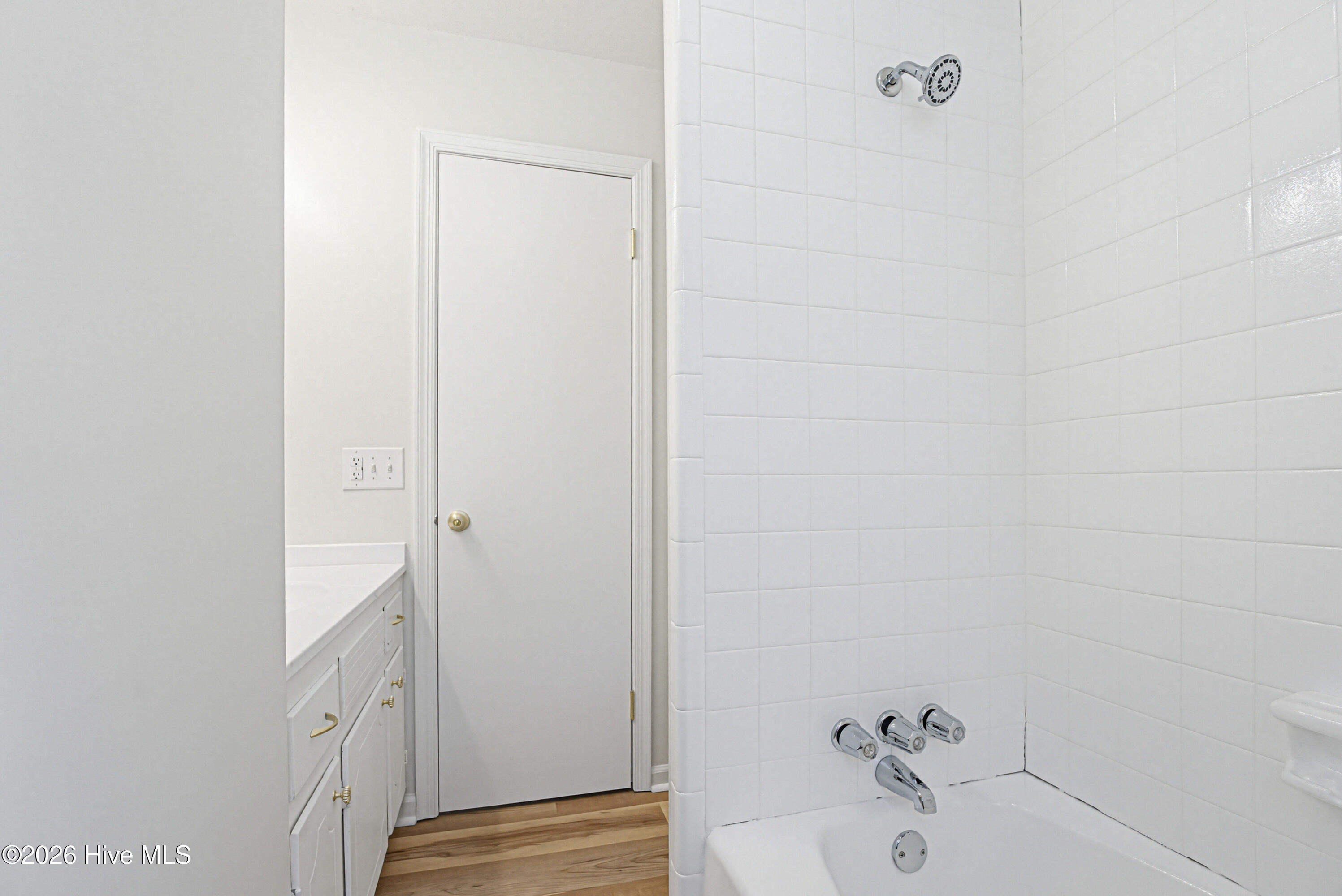 401 Macedonia Church Road Evergreen, NC 28438 - Photo 24 of 40 Tile Tub/Shower