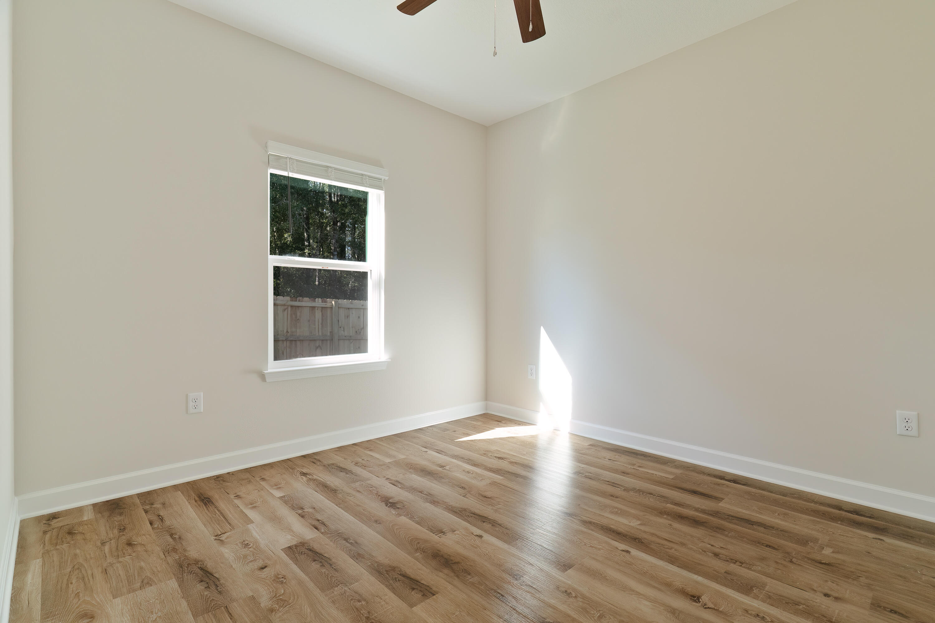 53 Justin Court Freeport, FL 32439 - Photo 14 of 19 53 Justin Court MLS-31
