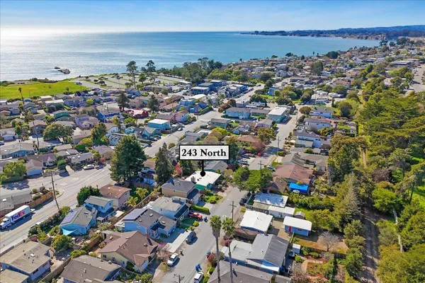 $1,100,000 | 243 North Avenue, Aptos, CA 95003