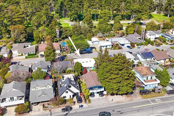 $1,100,000 | 243 North Avenue, Aptos, CA 95003
