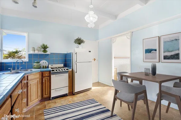 $1,100,000 | 243 North Avenue, Aptos, CA 95003