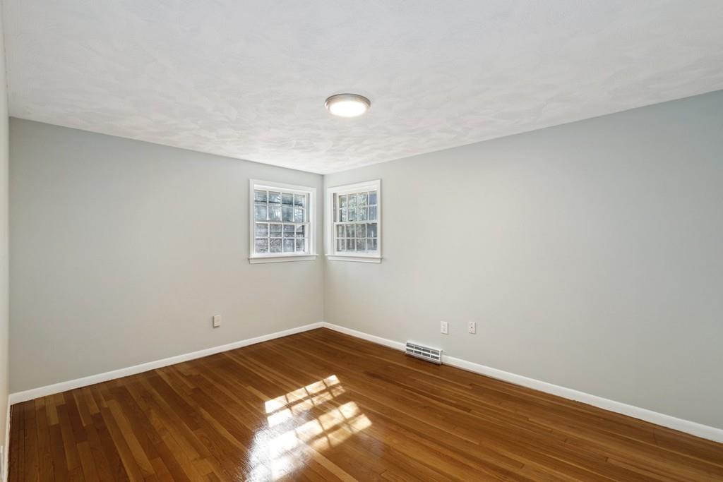 169 Concord Road Chelmsford, MA 01824 - Photo 18 of 35