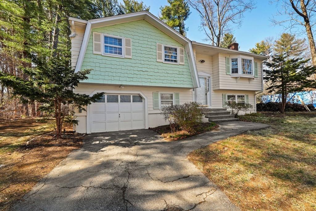 169 Concord Road Chelmsford, MA 01824 - Photo 3 of 35
