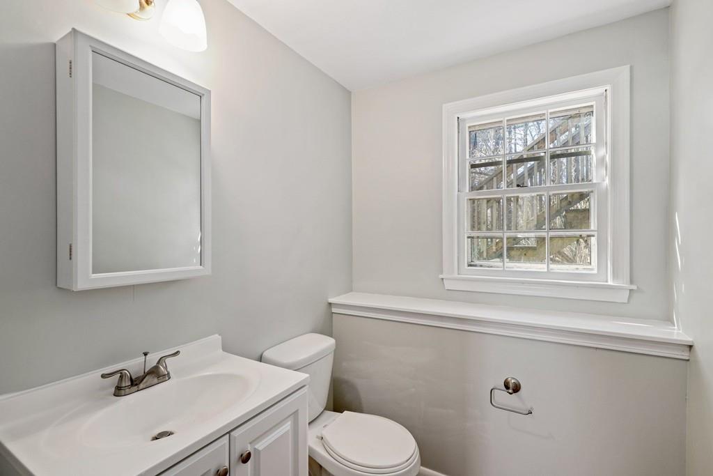 169 Concord Road Chelmsford, MA 01824 - Photo 31 of 35