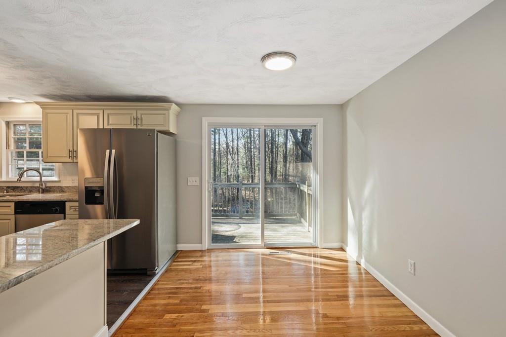 169 Concord Road Chelmsford, MA 01824 - Photo 7 of 35