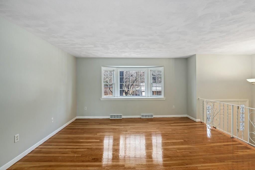 169 Concord Road Chelmsford, MA 01824 - Photo 9 of 35