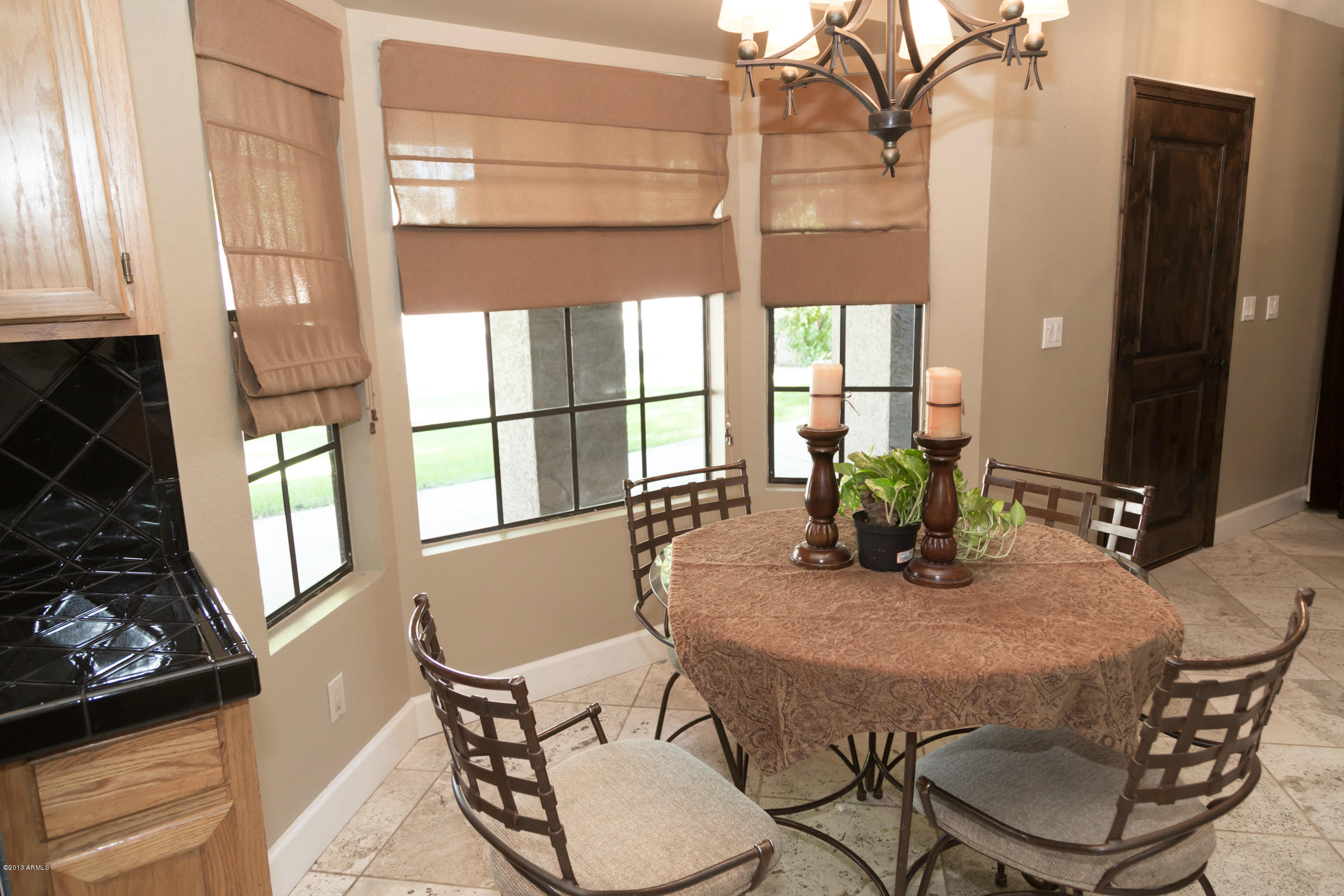 1117 East Utopia Road Phoenix, AZ 85024 - Photo 12 of 56 Kitchen