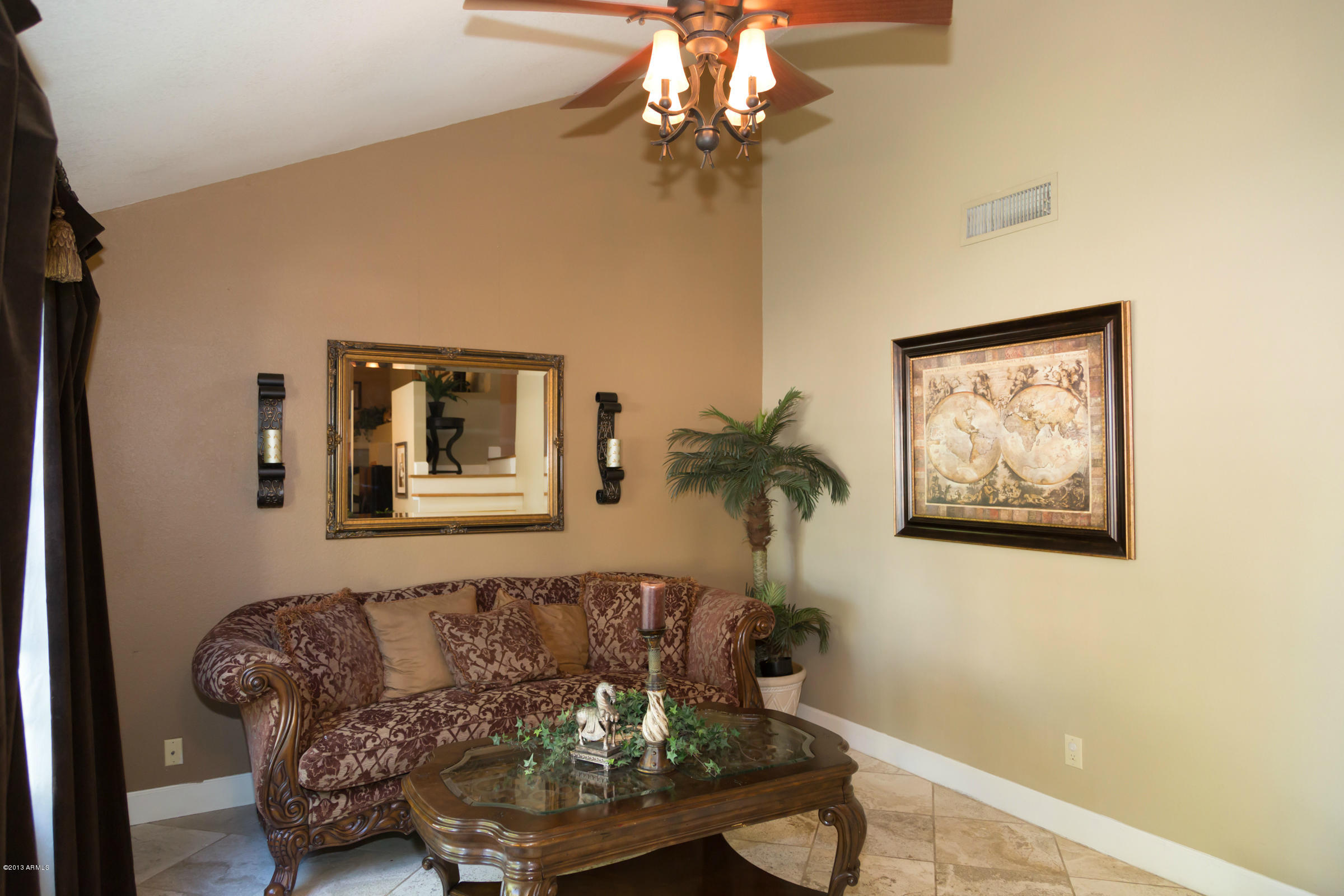 1117 East Utopia Road Phoenix, AZ 85024 - Photo 4 of 56 Living Room