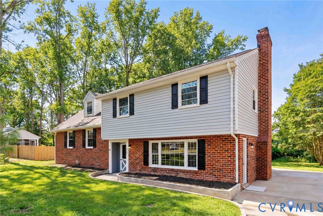 210 Stanmore Road Chesterfield, VA 23236 - Photo 4 of 43 Virtually edited grass and landscaping