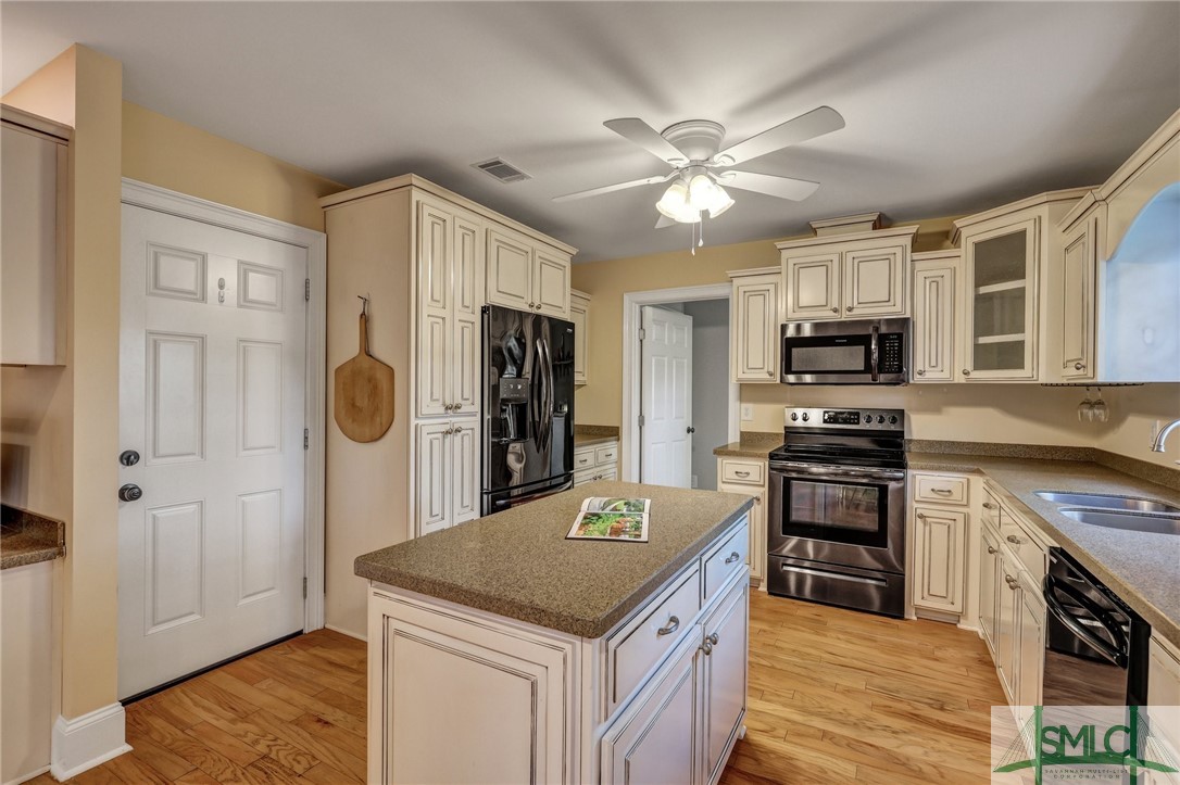 212 Donna Road Savannah, GA 31410 - Photo 26 of 40
