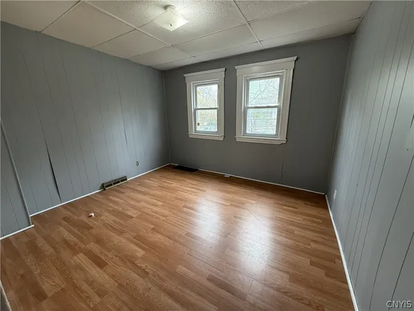 $2,100 | 154 Seeley Avenue, Syracuse, NY 13205