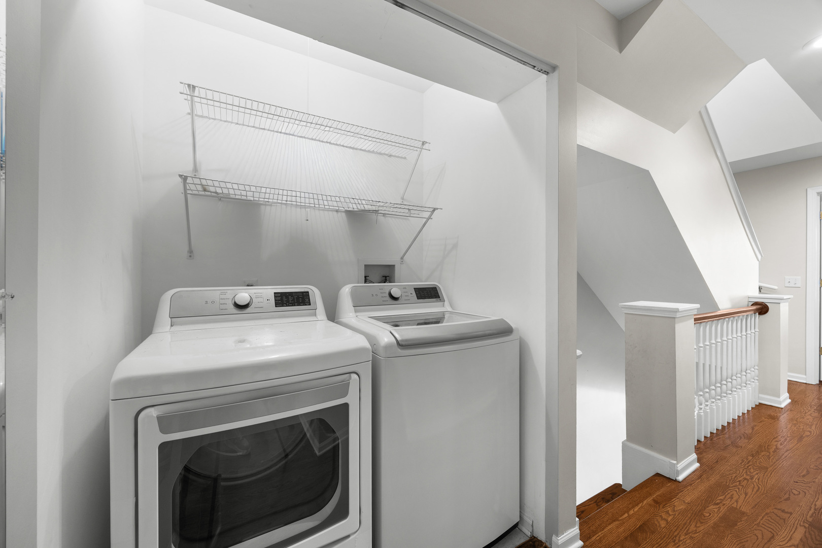 5230 South University Avenue, Unit D Chicago, IL 60615 - Photo 16 of 18 a utility room with dryer and washer