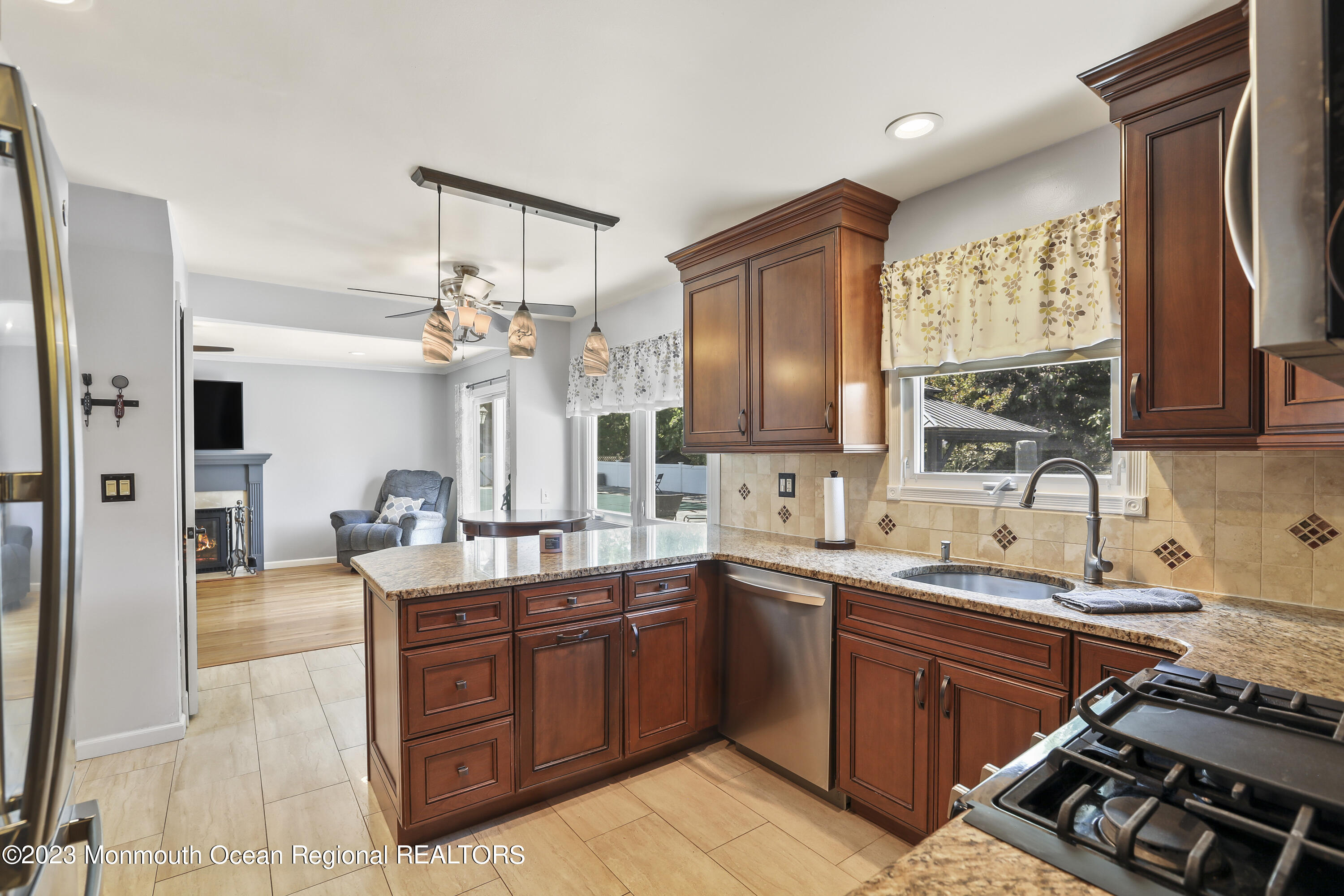 17 Harvey Road Morganville, NJ 07751 - Photo 8 of 38 5W5A9470