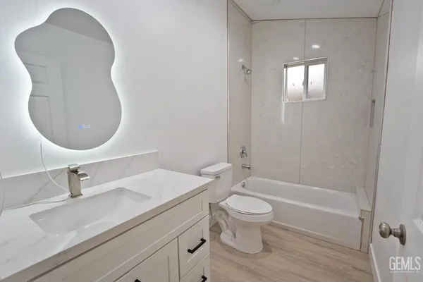 $329,900 | Undisclosed Address, Bakersfield, CA 93307