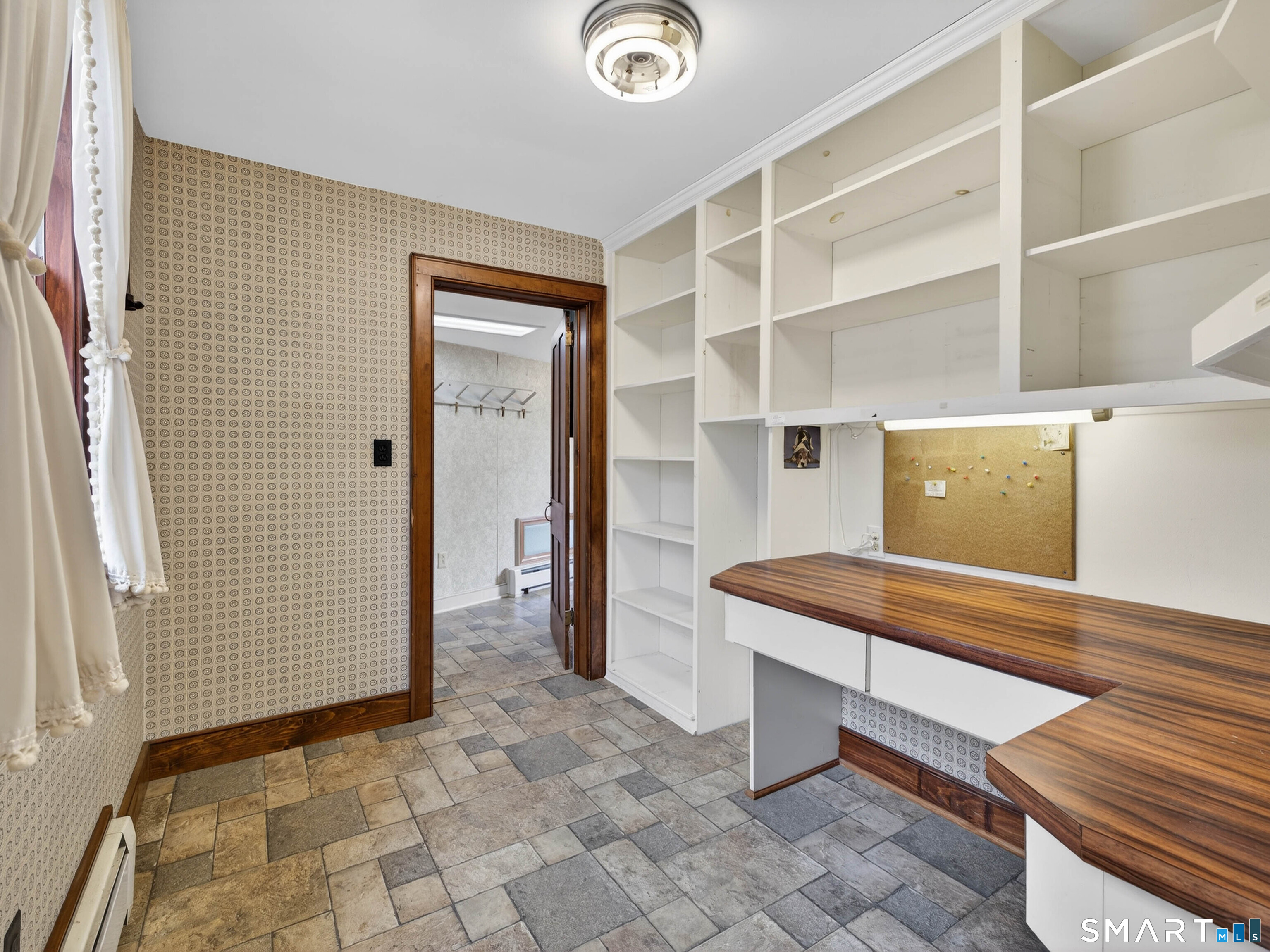 37 North Stonington Road Stonington, CT 06355 - Photo 10 of 40