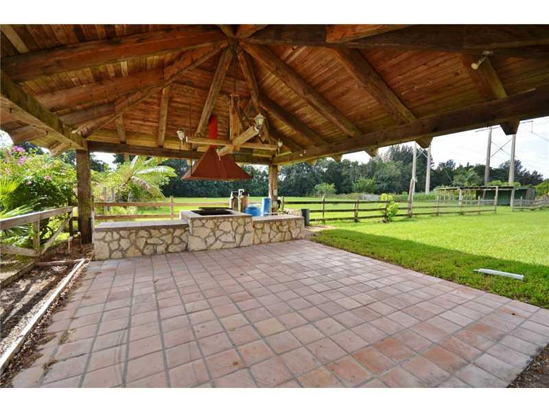 13400 Luray Road Southwest Ranches, FL 33330 - Photo 11 of 13 Patio/Deck