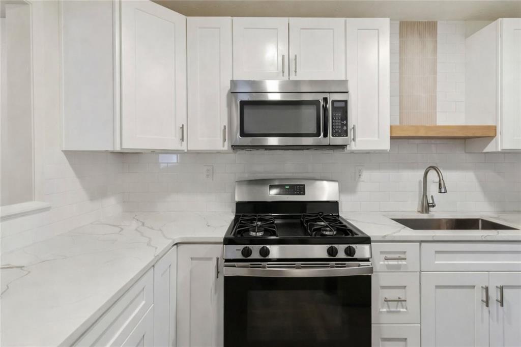 1105 Wynnes Ridge Circle Southeast Marietta, GA 30067 - Photo 6 of 13