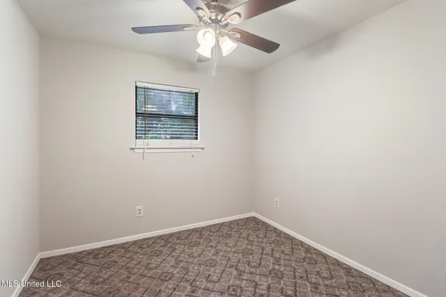 $1,325 | 15241 Parkwood Drive North, Unit D, Gulfport, MS 39503
