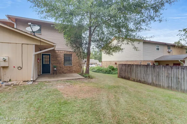 $1,325 | 15241 Parkwood Drive North, Unit D, Gulfport, MS 39503