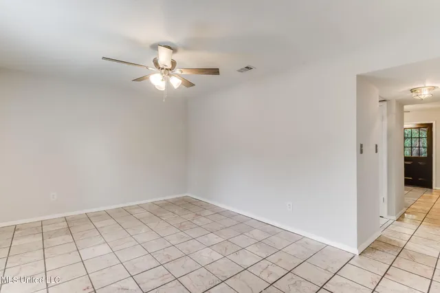 $1,325 | 15241 Parkwood Drive North, Unit D, Gulfport, MS 39503