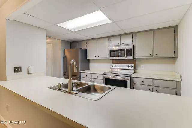 $1,325 | 15241 Parkwood Drive North, Unit D, Gulfport, MS 39503