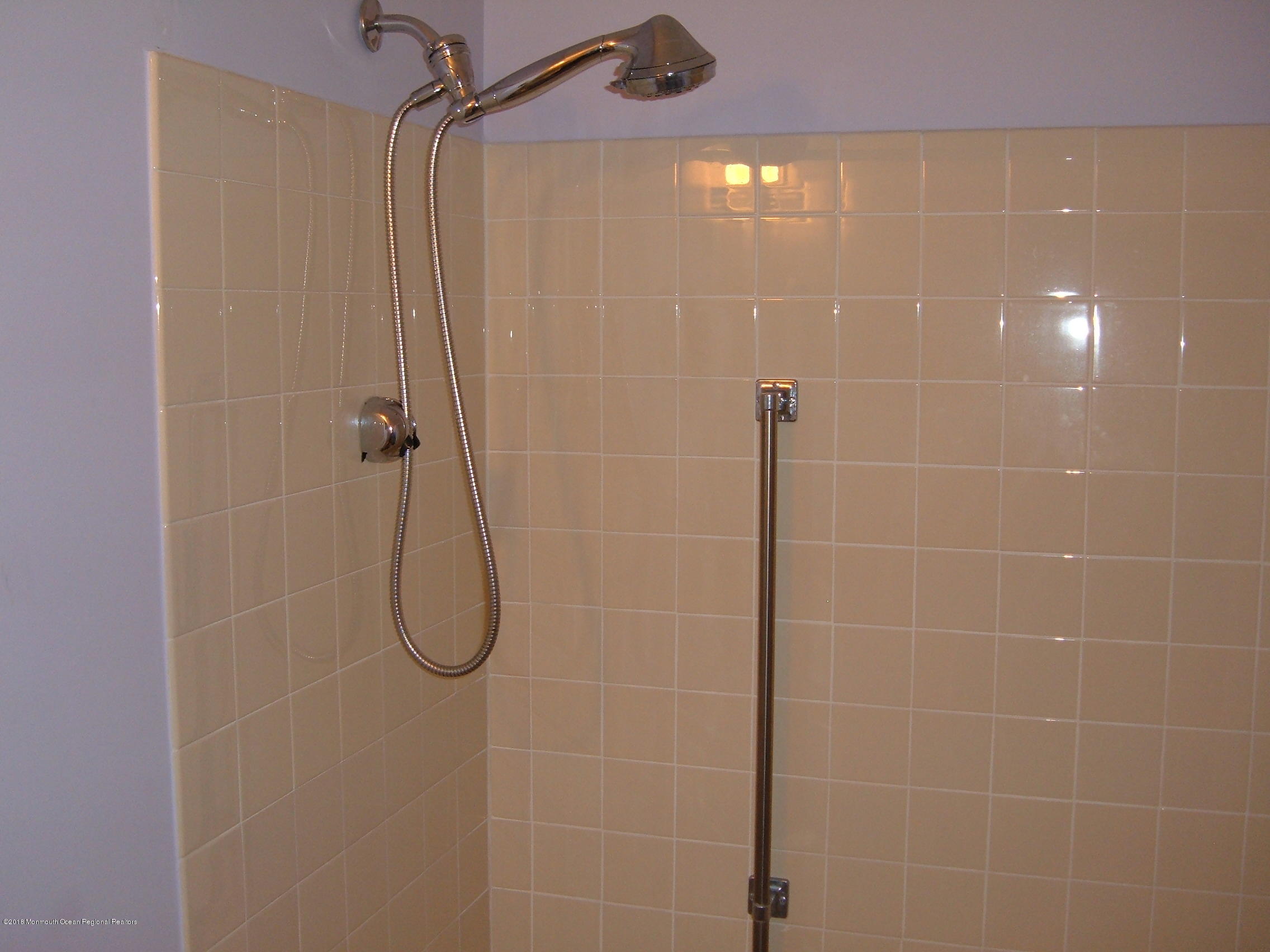 37 Mill Road Whiting, NJ 08759 - Photo 17 of 24 2004_0206Image0020