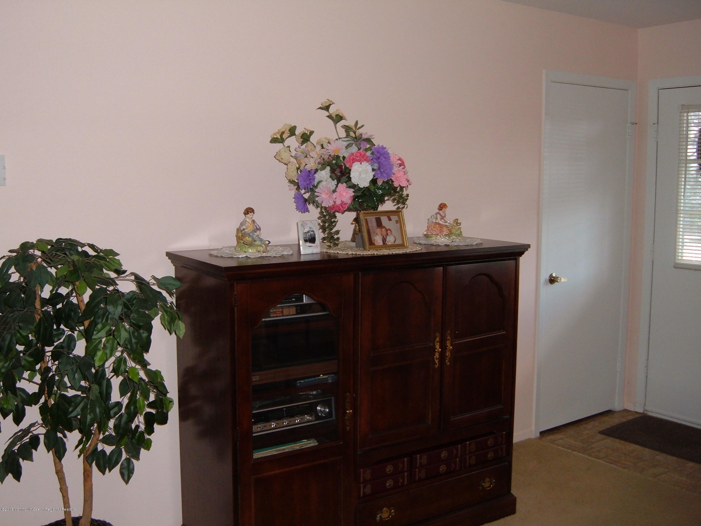 37 Mill Road Whiting, NJ 08759 - Photo 5 of 24 2004_0206Image0008
