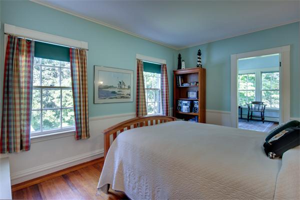 224 Hinckley Road Milton, MA 02186 - Photo 17 of 30 Gallery Image 17
