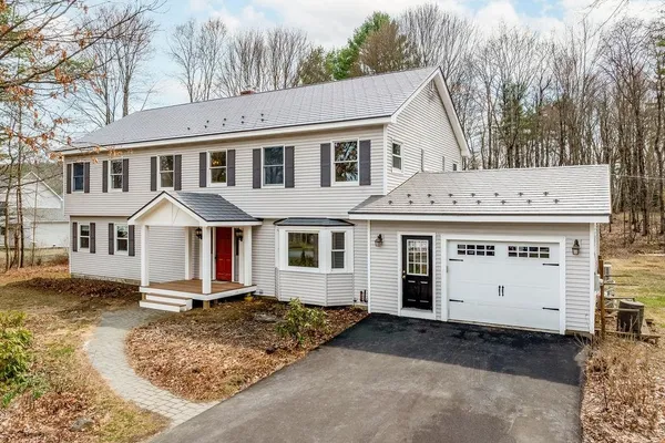 $799,000 | 15 Oak Ridge Road, Lebanon, NH 03784