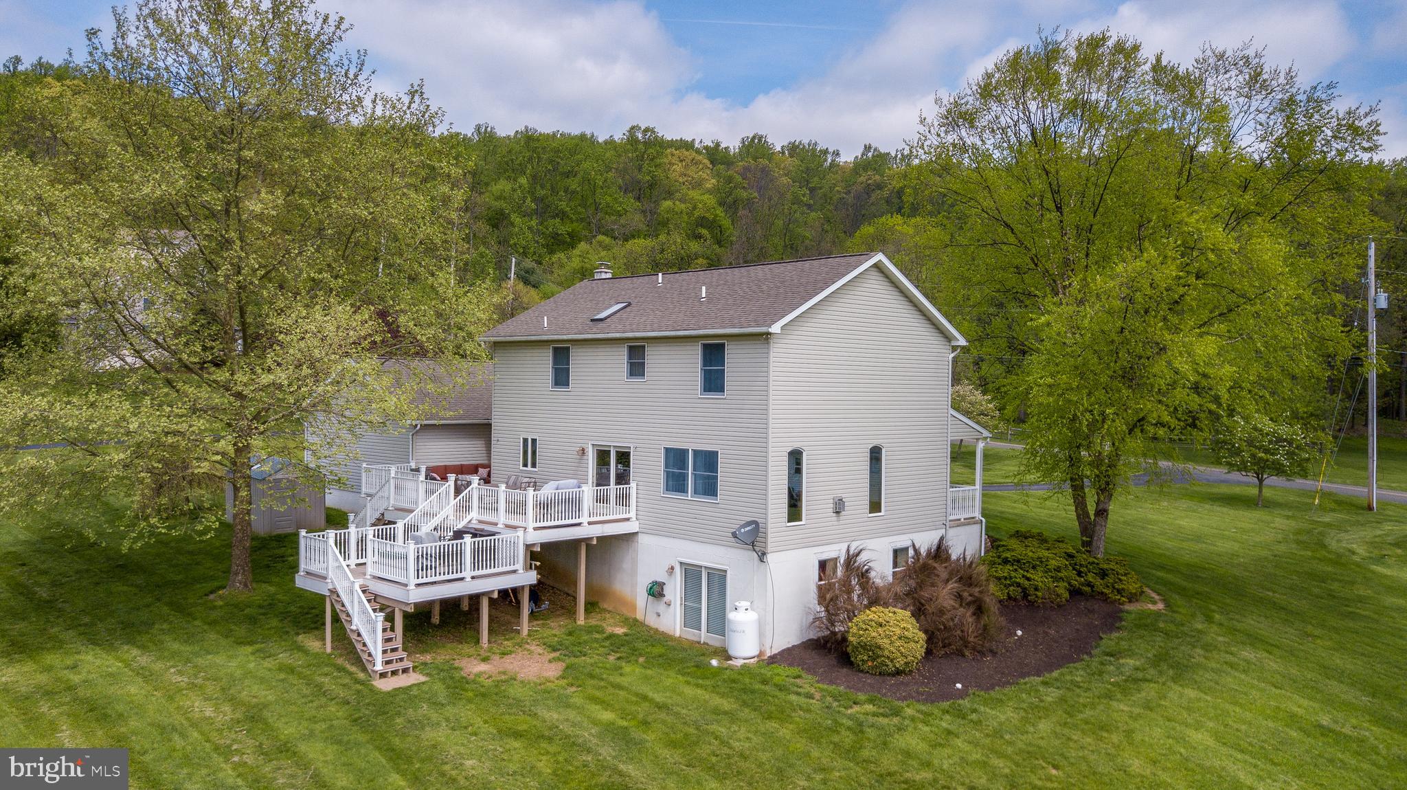 18 Spring Road Boyertown, PA 19512 - Photo 37 of 44 Rear / Deck