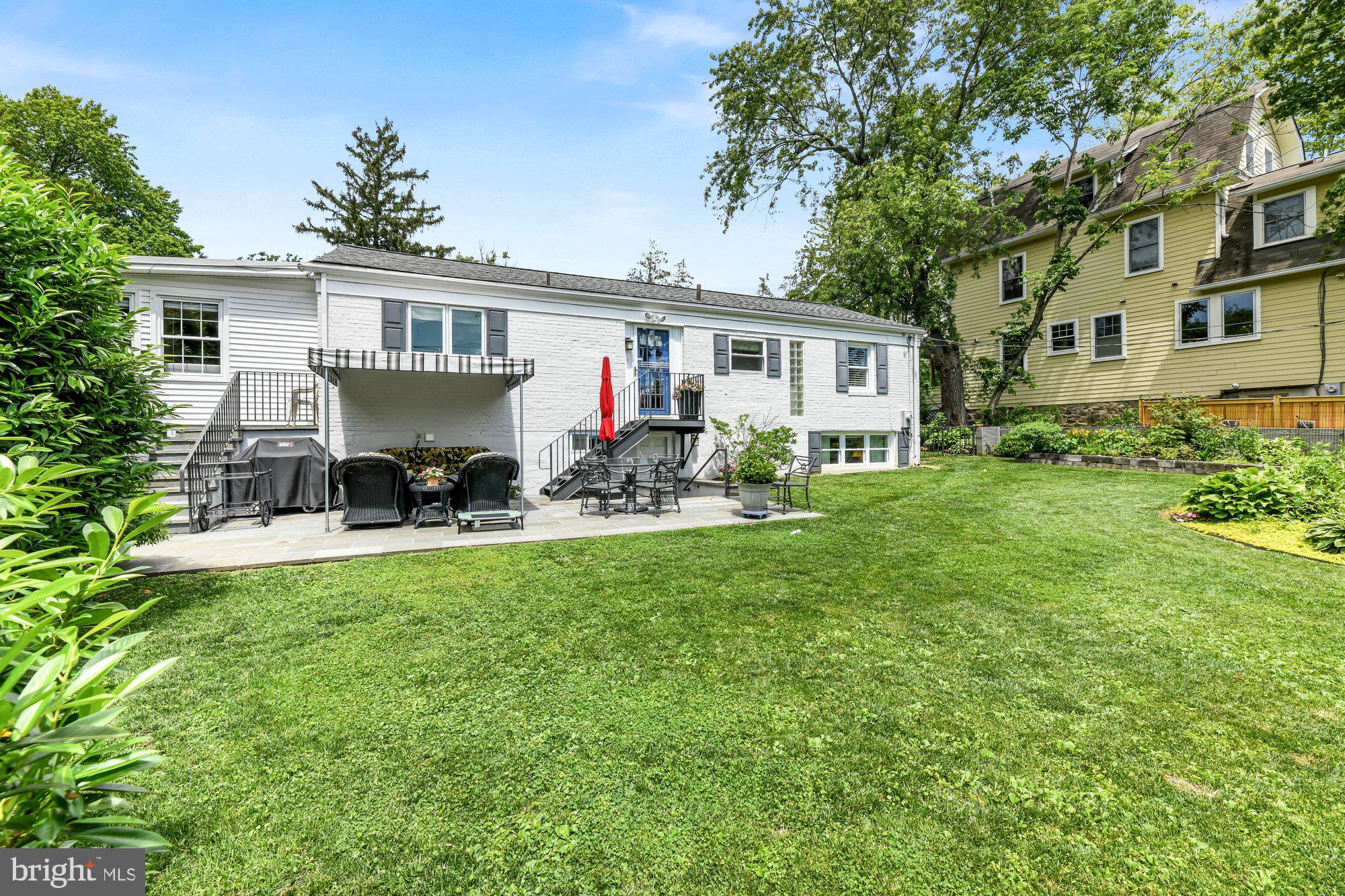 5710 Oakshire Road Baltimore, MD 21209 - Photo 2 of 27 Gallery Image 2