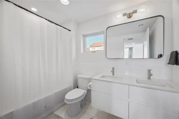 $3,700 | 112 Burrows Street, Pittsburgh, PA 15213