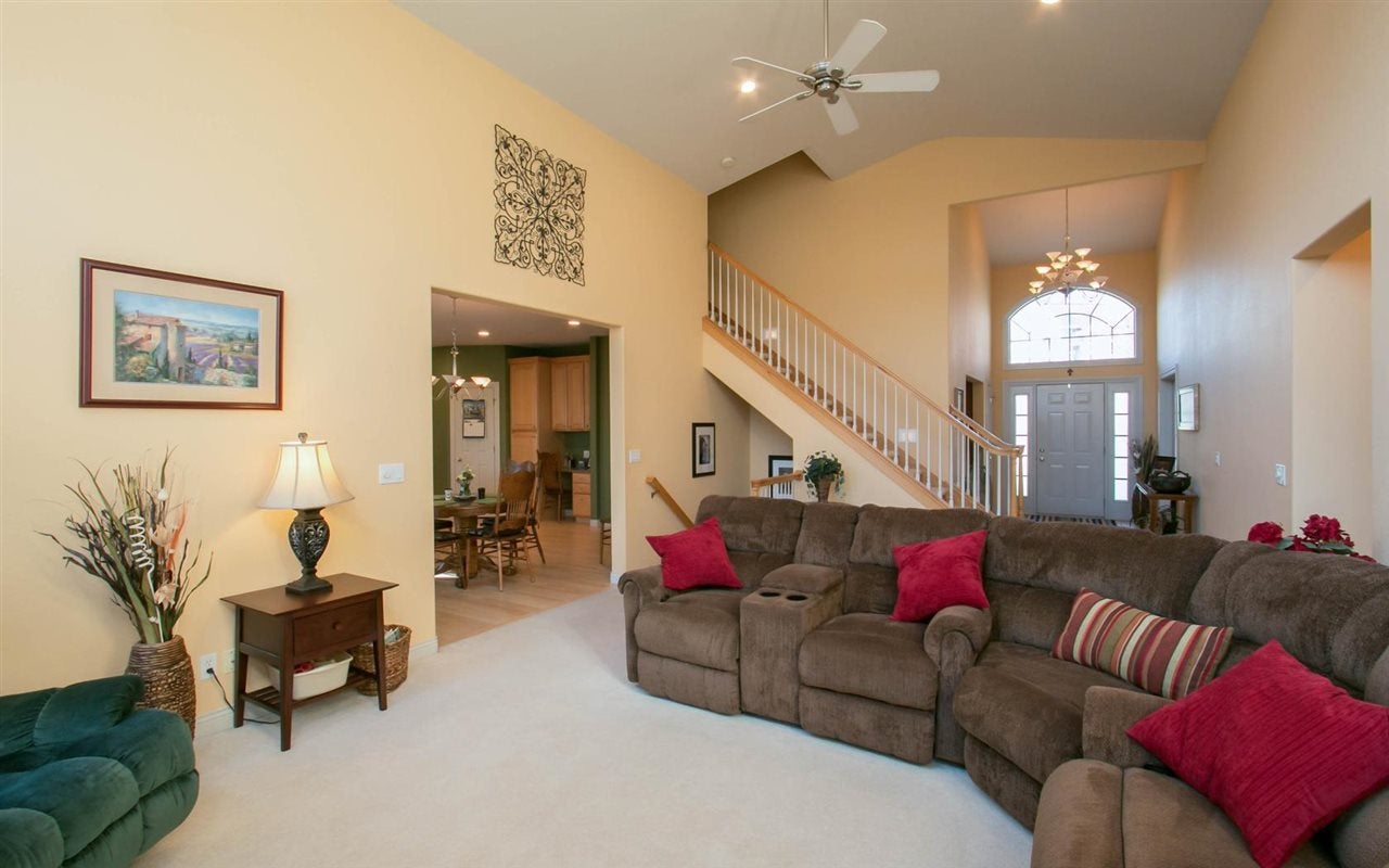 2802 Long Bluff Road Northeast Cedar Rapids, IA 52402 - Photo 11 of 25 Gallery Image 11
