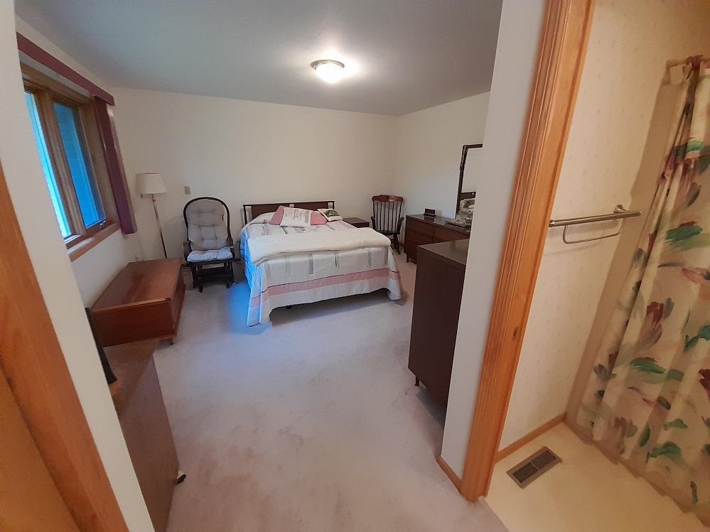 620 Pioneer Road Platteville, WI 53818 - Photo 18 of 59