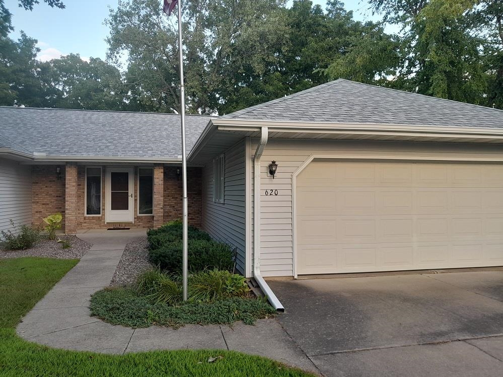 620 Pioneer Road Platteville, WI 53818 - Photo 2 of 59