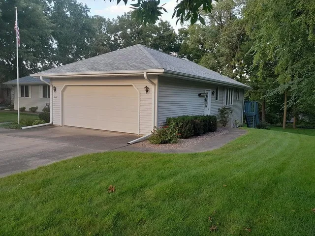 $429,000 | 620 Pioneer Road, Platteville, WI 53818