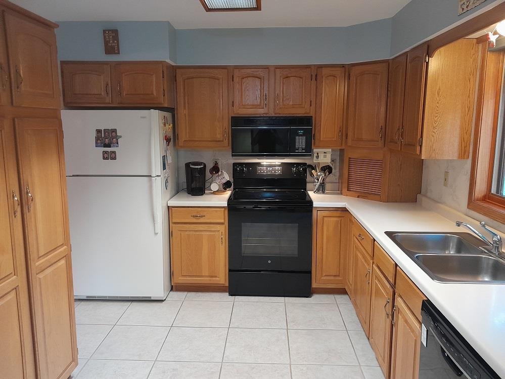 620 Pioneer Road Platteville, WI 53818 - Photo 6 of 59