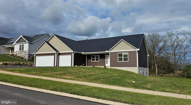 $599,900 | 154 Saffron Boulevard, Centre Hall, PA 16828