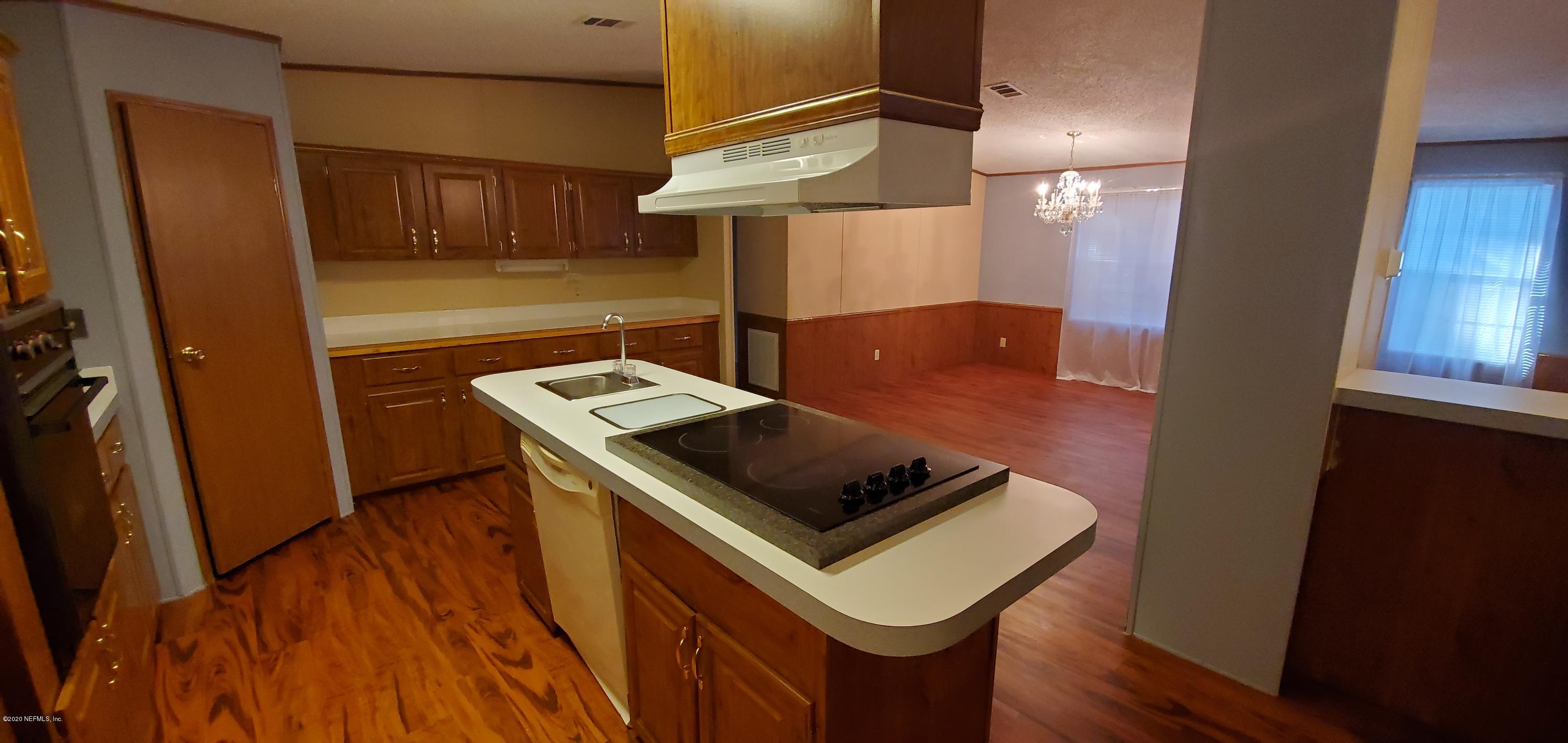 8917 Noroad, Unit 37 Jacksonville, FL 32210 - Photo 8 of 15 a utility room with dryer and washer