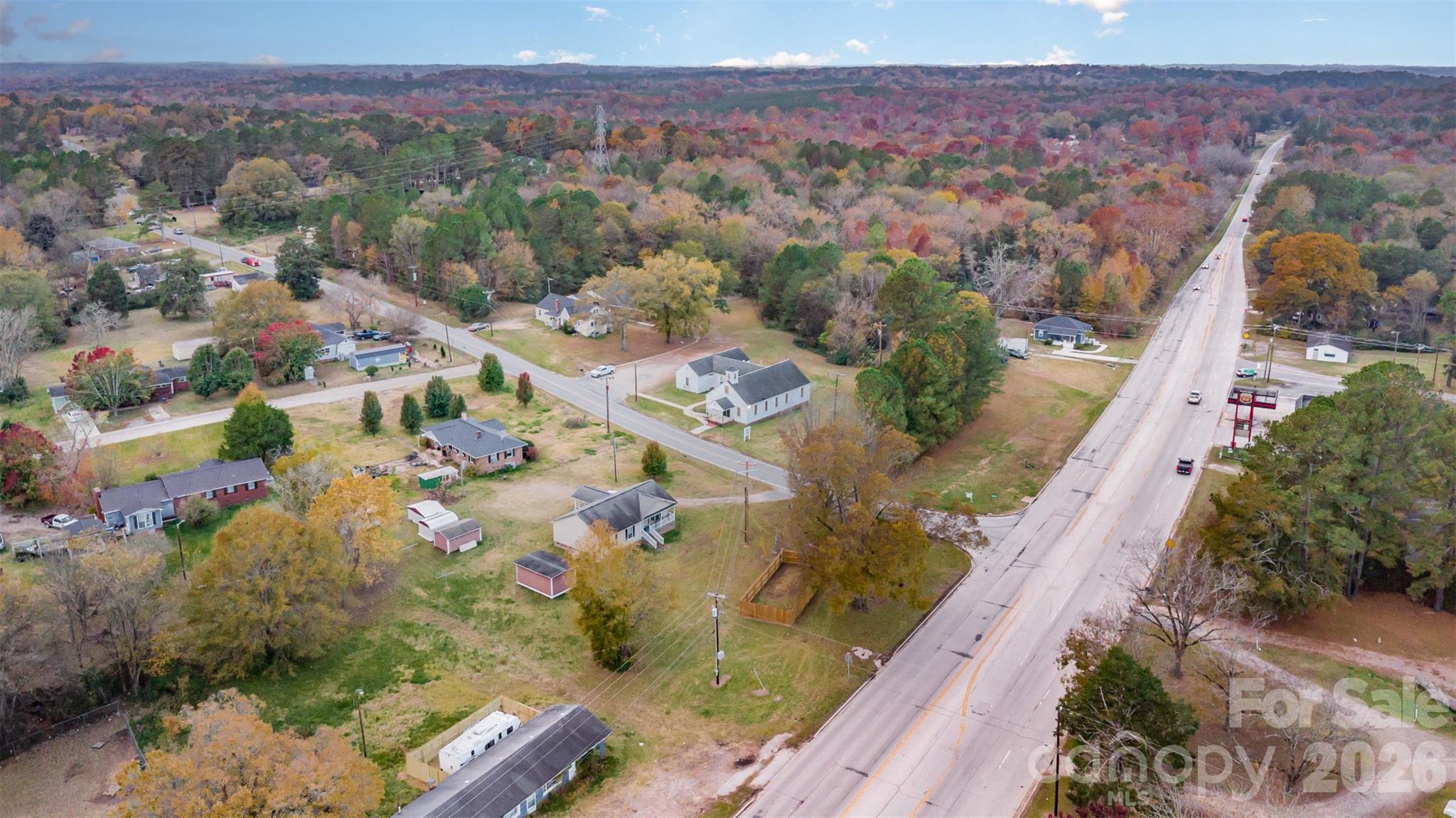 767 Pinckney Road Chester, SC 29706 - Photo 6 of 9 a view of city and mountain