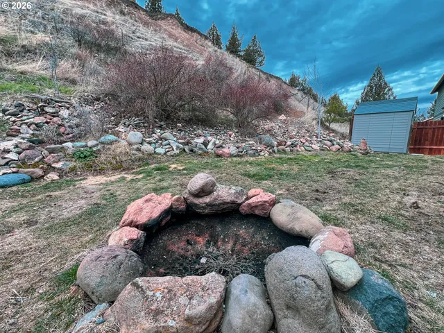 $380,000 | 239 Elk View Drive, Canyon City, OR 97820