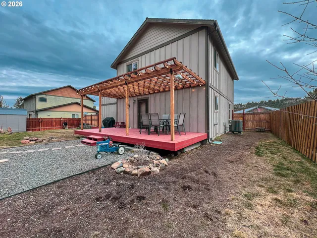 $380,000 | 239 Elk View Drive, Canyon City, OR 97820